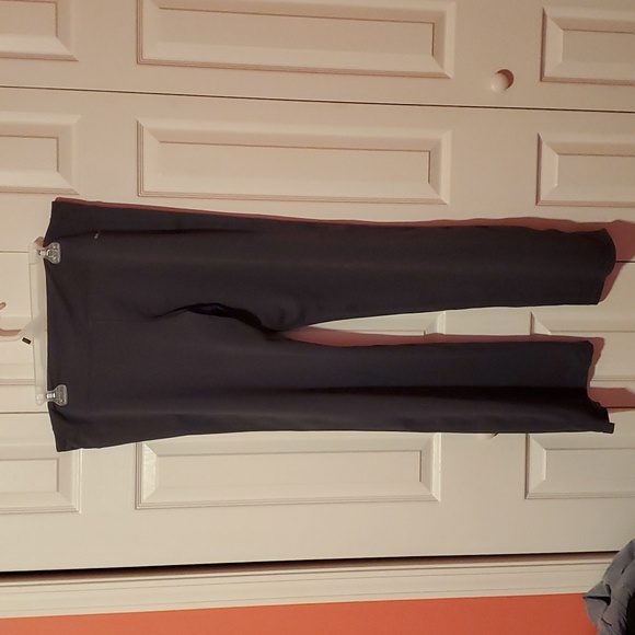 Adidas pants - Picture 2 of 6